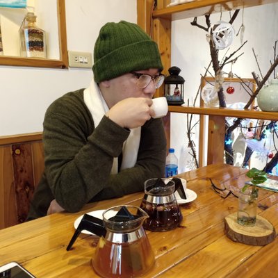 Profile Picture of Jake Maglaya (@maglayajake) on Twitter