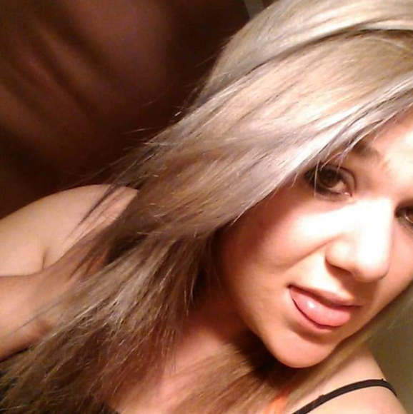 Profile Picture of Summer Mctheny (@summermctheny33) on Poshmark