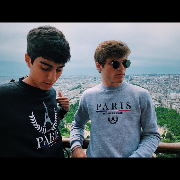 Profile Picture of John Grobmyer (@johngrobmyer) on Poshmark