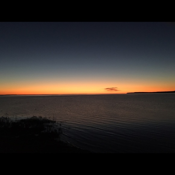 Profile Picture of Kris Kraiger (@krisk427) on Poshmark