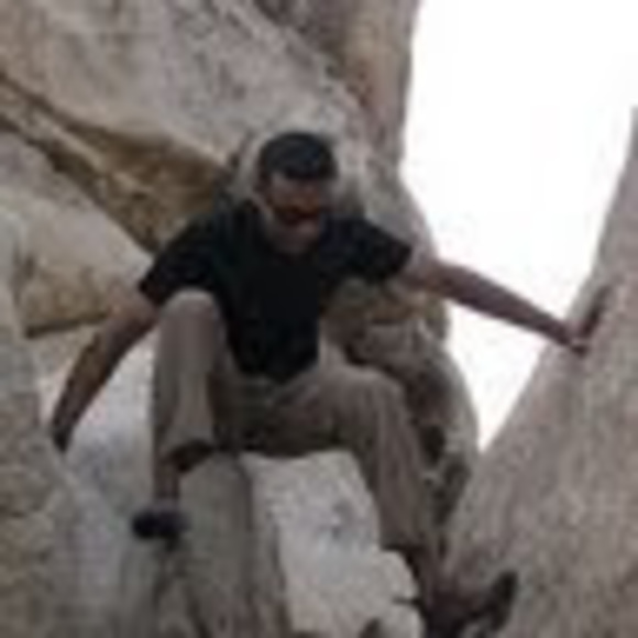 Profile Picture of Anil Murty (@anilmurty) on Poshmark