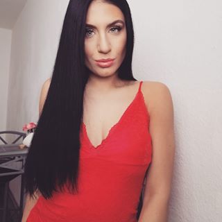 Profile Picture of Juliana Schulze (@itseasybroo) on Facebook