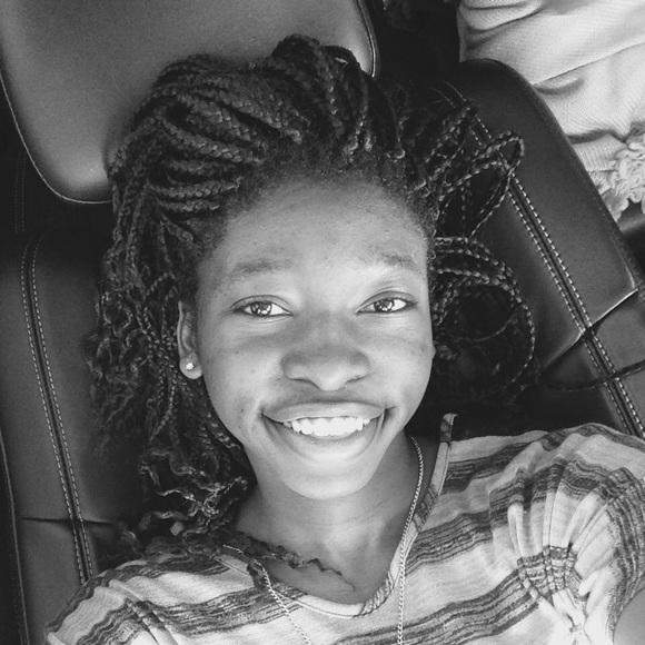 Profile Picture of Tamara Bennett (@tambenne7) on Poshmark