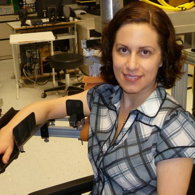 Profile Picture of Hannah J Block (@IUBlockLab) on Twitter