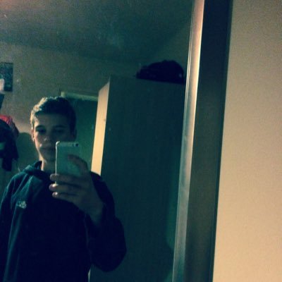 Profile Picture of Stephen Mundy (@StevieG8LZ) on Twitter