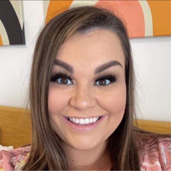 Profile Picture of Natasha Bloomfield (@nnb2019) on Poshmark