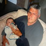 Profile Picture of Mark Carlucci (@trumactherapper) on Instagram