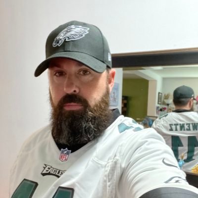 Profile Picture of Geoff Newton (@geoffnew10) on Twitter