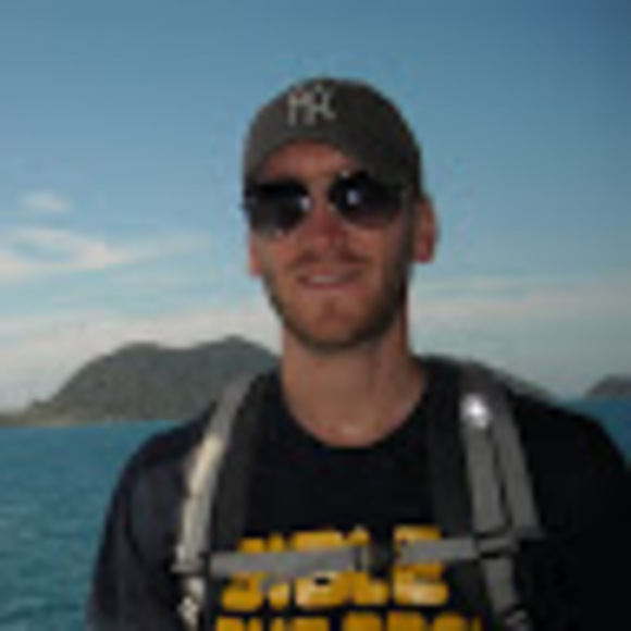 Profile Picture of Jason Eyanson (@jmeyanson) on Poshmark