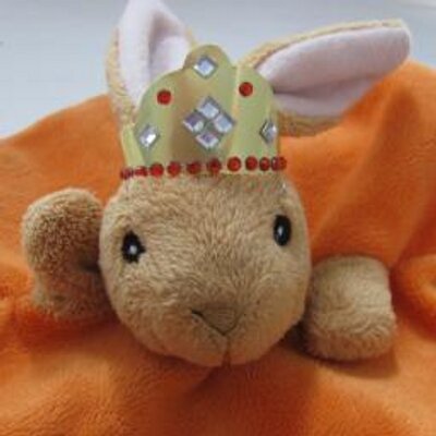 Profile Picture of Jennifer Applegate (@sixfootjen) on Twitter