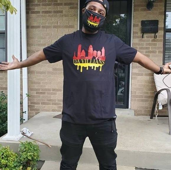 Profile Picture of James Shively (@flyshiv47) on Poshmark