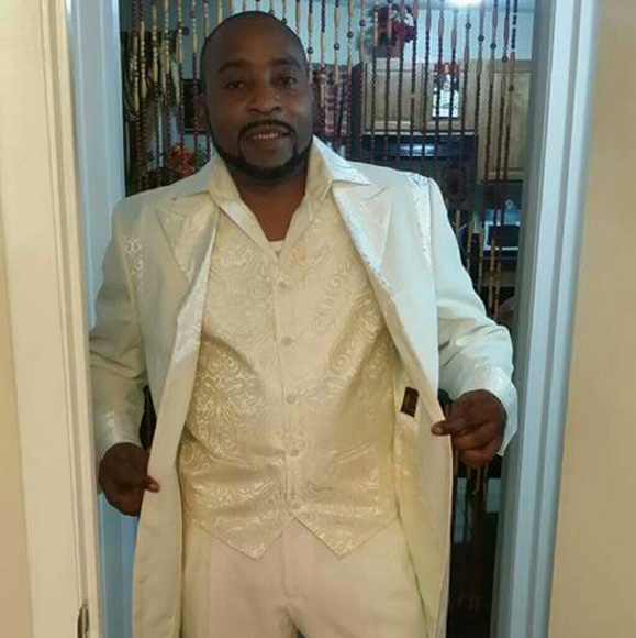 Profile Picture of Jacques Paul (@paulj044) on Poshmark