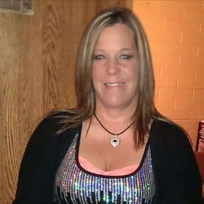 Profile Picture of Starla Hanson (@hanson_starla) on Twitter