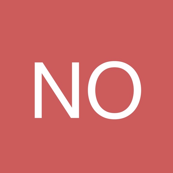 Profile Picture of Niamh Ordner (@nejo51) on Poshmark