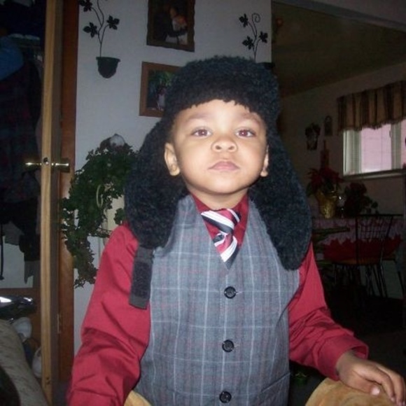 Profile Picture of Latasha Vaden (@latashavaden) on Poshmark