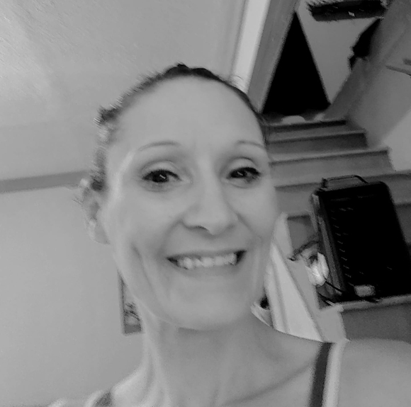 Profile Picture of Christina Obrien (@obrienc3654) on Poshmark