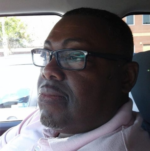 Profile Picture of Michael Mackey (@mcmackey65) on Poshmark