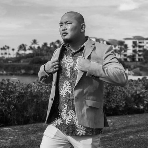 Profile Picture of James Lai (@jlai69) on Poshmark