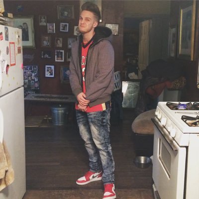 Profile Picture of Sean Schneider (@Seanee_boyy) on Twitter