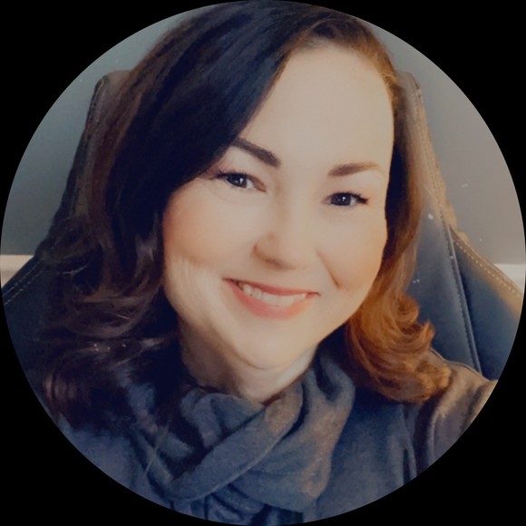 Profile Picture of Chasity Parks (@cparks810) on Poshmark