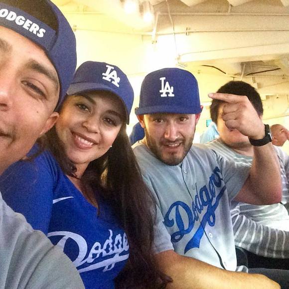 Profile Picture of Steven Flores (@stevenoflo) on Poshmark