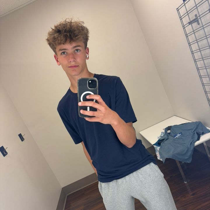 Profile Picture of Adam (@adam_burnsy) on Tiktok