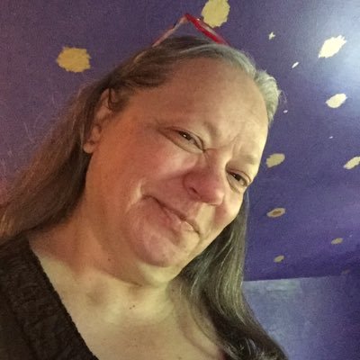 Profile Picture of Cindy White (@EMMosaics) on Twitter