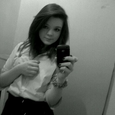 Profile Picture of Sabrina Nicholas (@SabrinaVW09) on Twitter