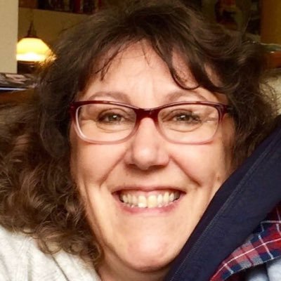 Profile Picture of Carole Harding (@Carole_XLIX) on Twitter