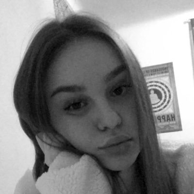 Profile Picture of Lisa.hal (@lisahal4) on Twitter