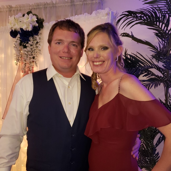 Profile Picture of Becky Juracko (@lucky_becky_ann) on Poshmark