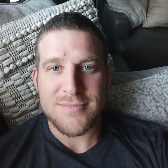 Profile Picture of Alexander Malyk (@svabodabog) on Poshmark