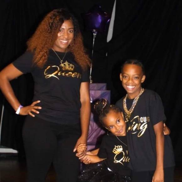 Profile Picture of Lettice Harley (@letticeharley) on Poshmark