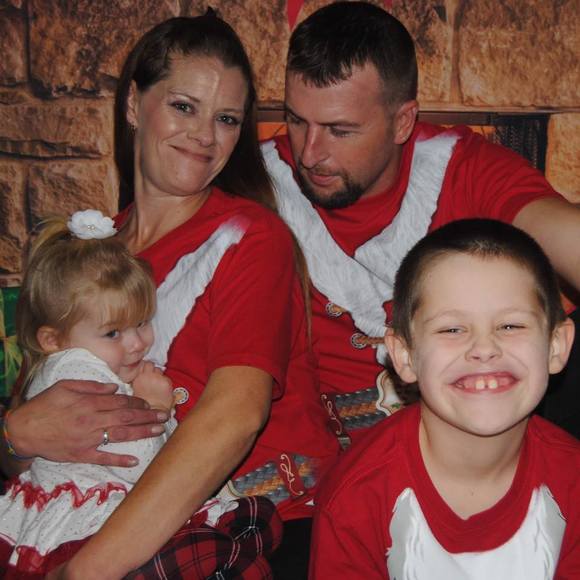 Profile Picture of Audrey Hale (@lovergirl_15) on Poshmark