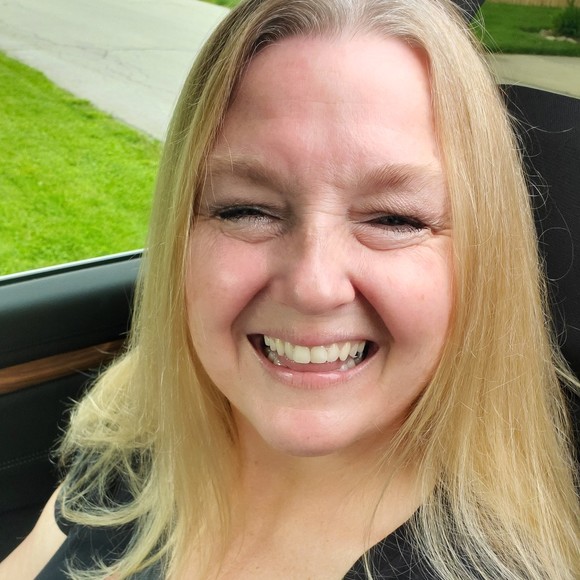 Profile Picture of Dawn Conrad (@kirk1145) on Poshmark
