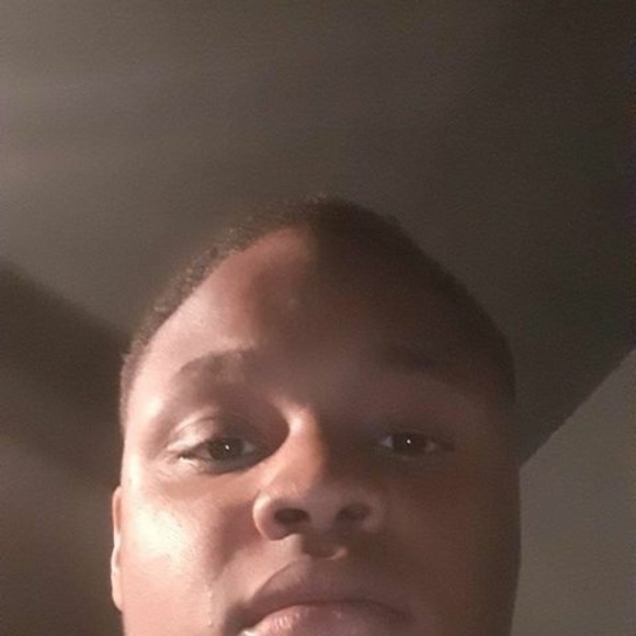 Profile Picture of Roscoe Traynum (@rockytraynum) on Poshmark