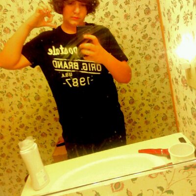 Profile Picture of Devin Brooks (@devinbrooks28) on Twitter