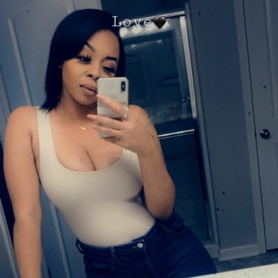 Profile Picture of Zzzawn ❤️🕊3️⃣ (@_PrettiDawn) on Twitter