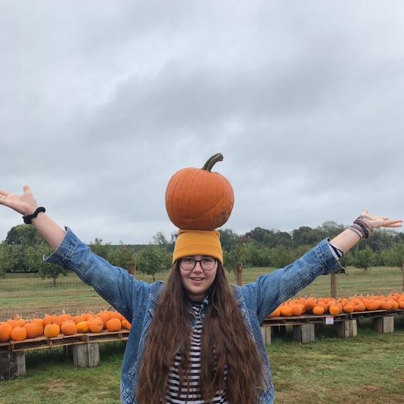 Profile Picture of Sikara Sokel (@sikarajudesokel) on Poshmark