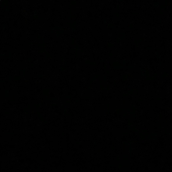 Profile Picture of Kelly Sluiter (@ksluiter1) on Poshmark