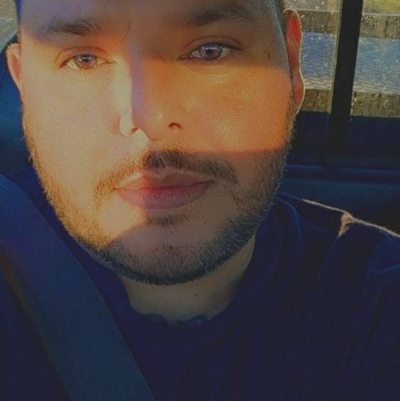 Profile Picture of James Cantu (@james_cantu21) on Poshmark