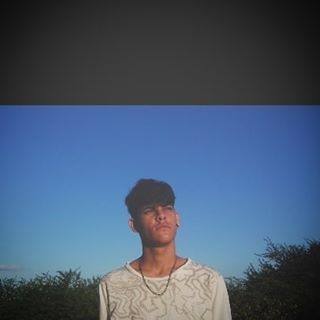 Profile Picture of Daniell Leds (Nick) (@DanieThemeWarningSilvaOliveira) on Facebook