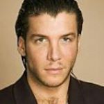 Profile Picture of mike adriano (@arar46860) on Instagram