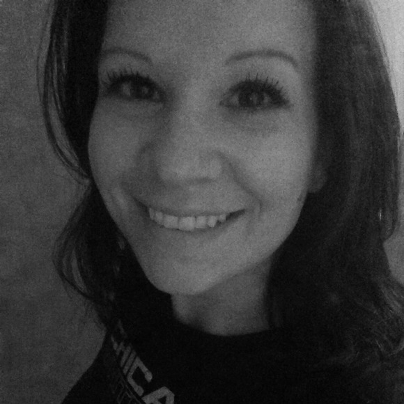 Profile Picture of Monica Pajak (@cmpajak) on Poshmark