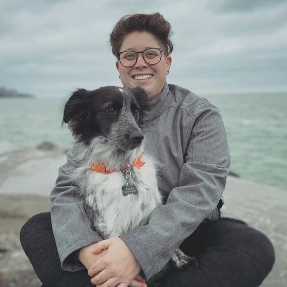 Profile Picture of Kimmy Karbon (@kkarbon918) on Poshmark