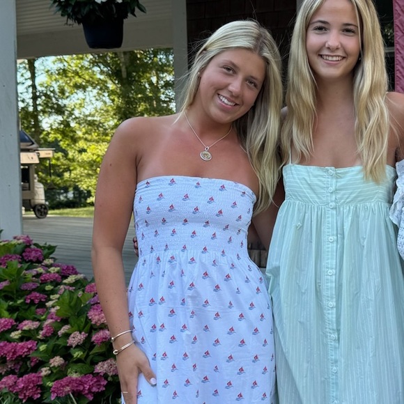 Profile Picture of Haley Mclaughlin (@haley_m783) on Poshmark