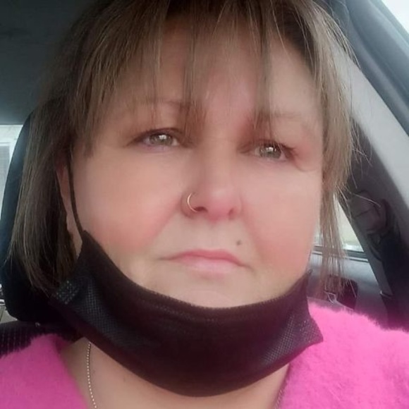 Profile Picture of Susan Coorey (@susancoorey18) on Poshmark