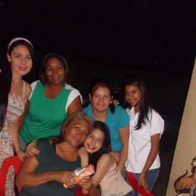 Profile Picture of Yesenia Escobar (@yeseniaescobar3) on Twitter