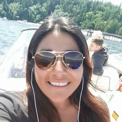 Profile Picture of Alexandra Duggan (@alieduggan) on Twitter