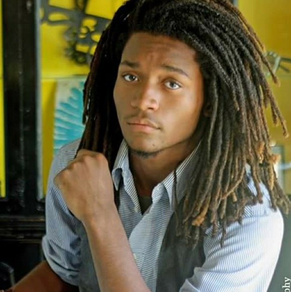 Jadyn Tchan - Poshmark Profile Picture of Jadyn Tchan (@jadchan) on Poshmark